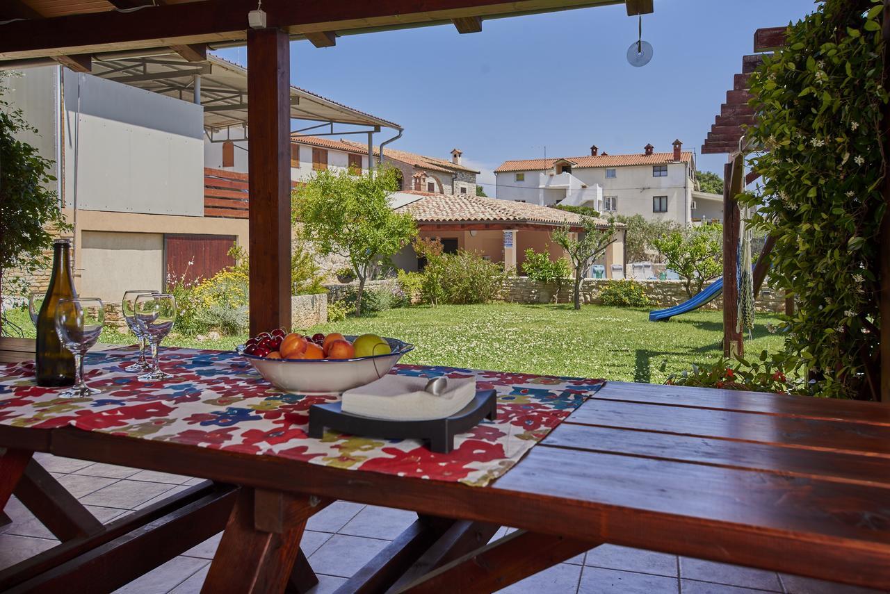 Apartments Ceh Ližnjan Kültér fotó