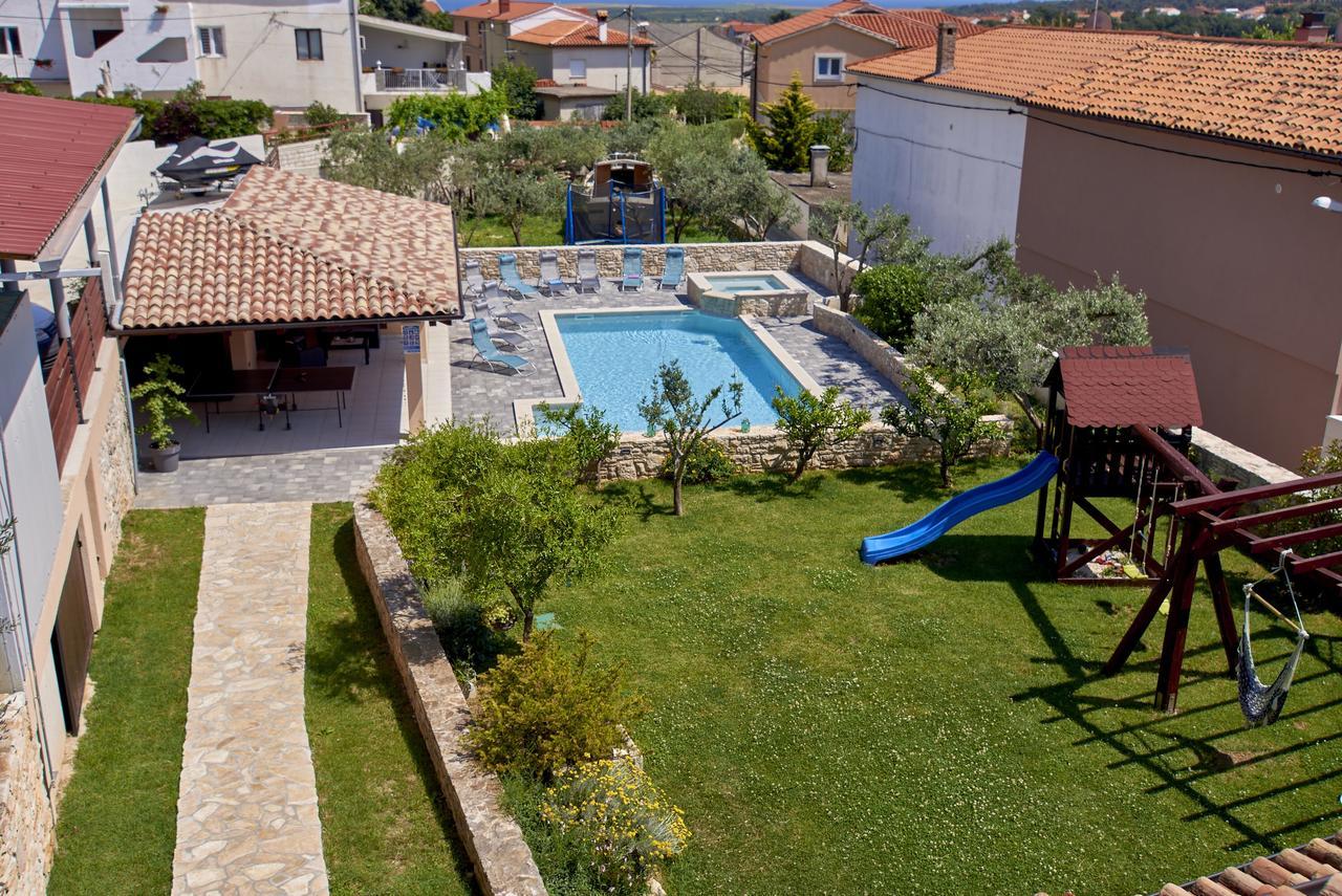 Apartments Ceh Ližnjan Kültér fotó
